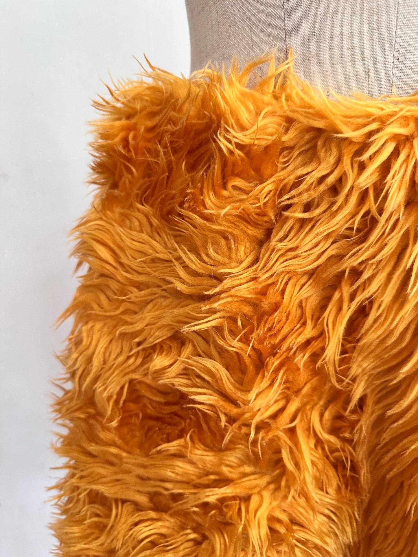 old fur short pants / marigold