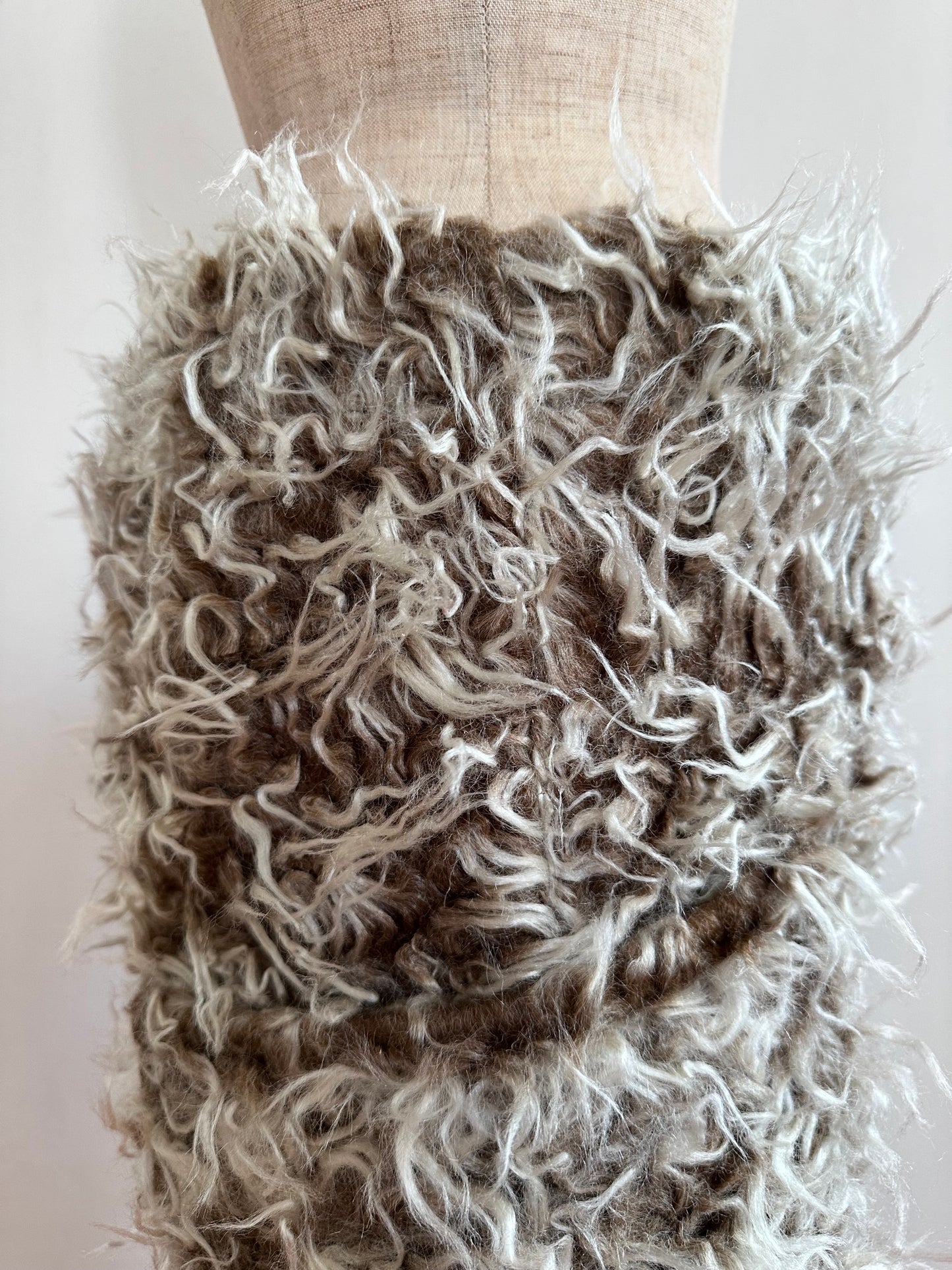 old fur pants/ brown×silver