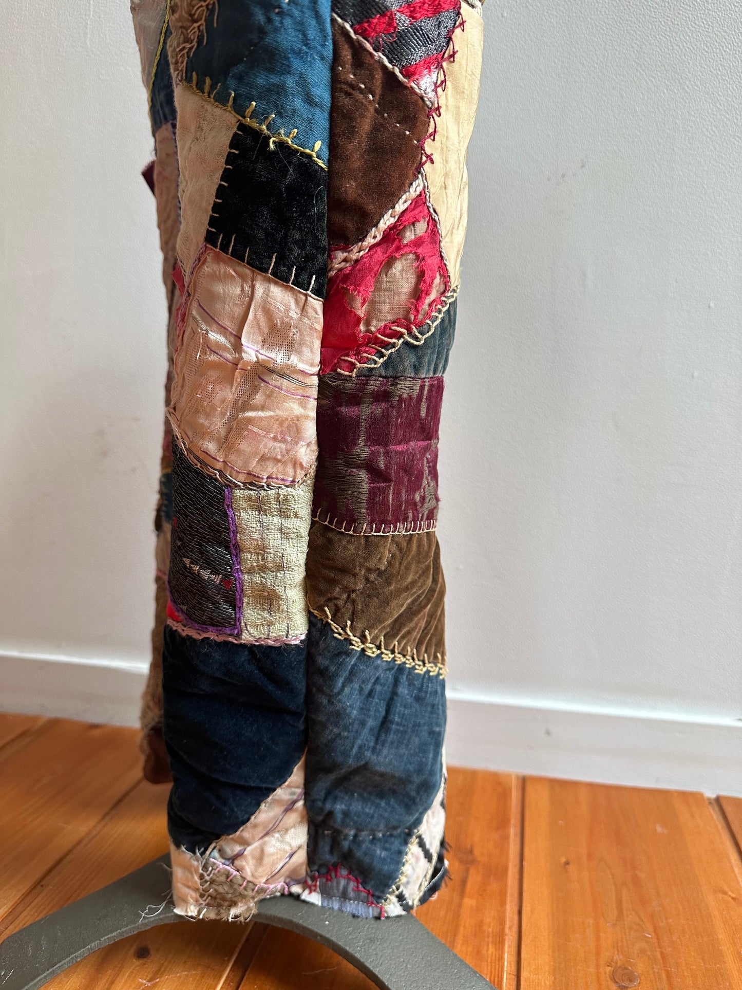 old quilt crazy slim pants