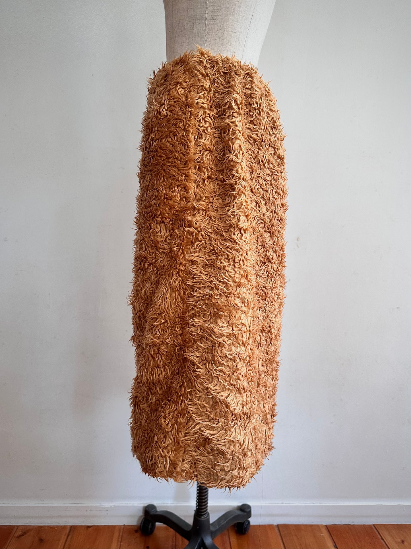 old fur half pants / apricot