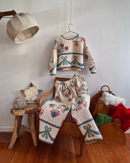 old quilt lantern tops