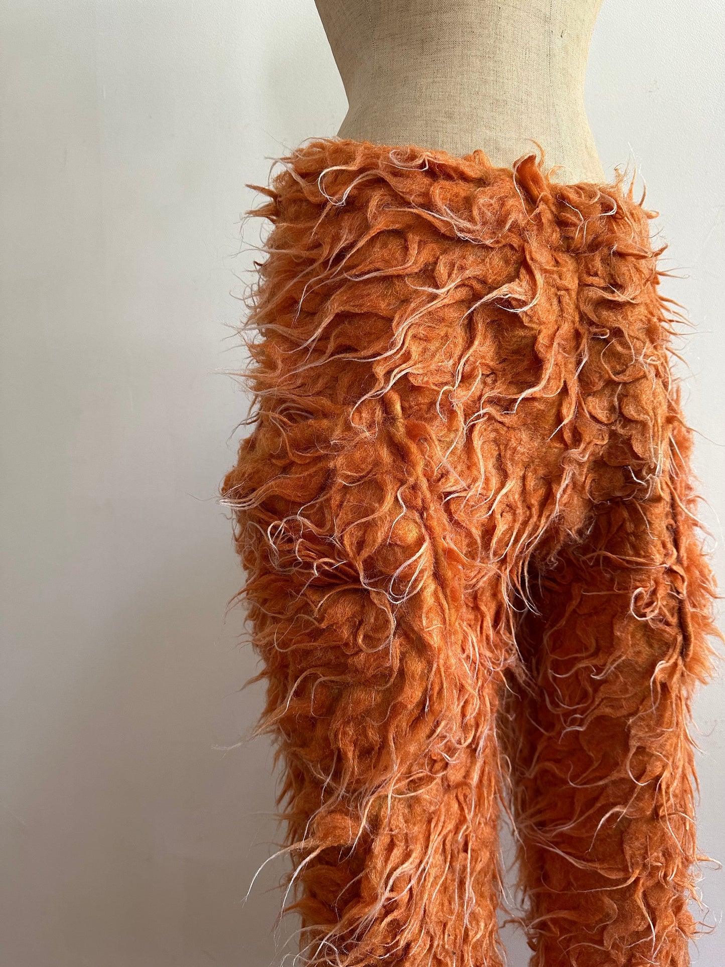 old fur slim pants /orange