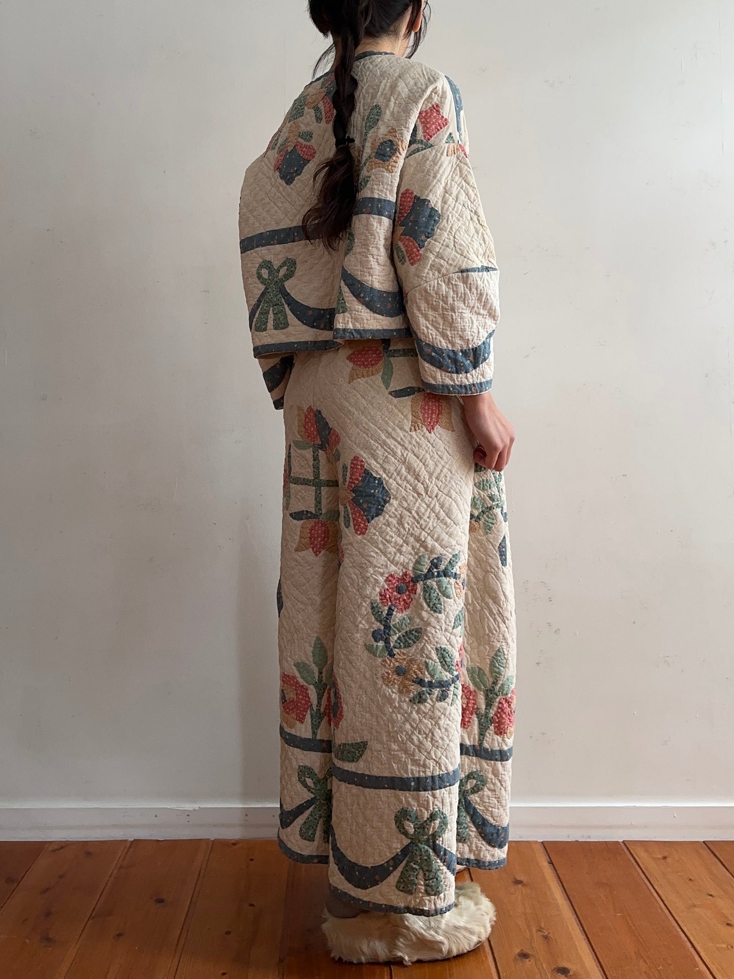 old quilt many tuck pants