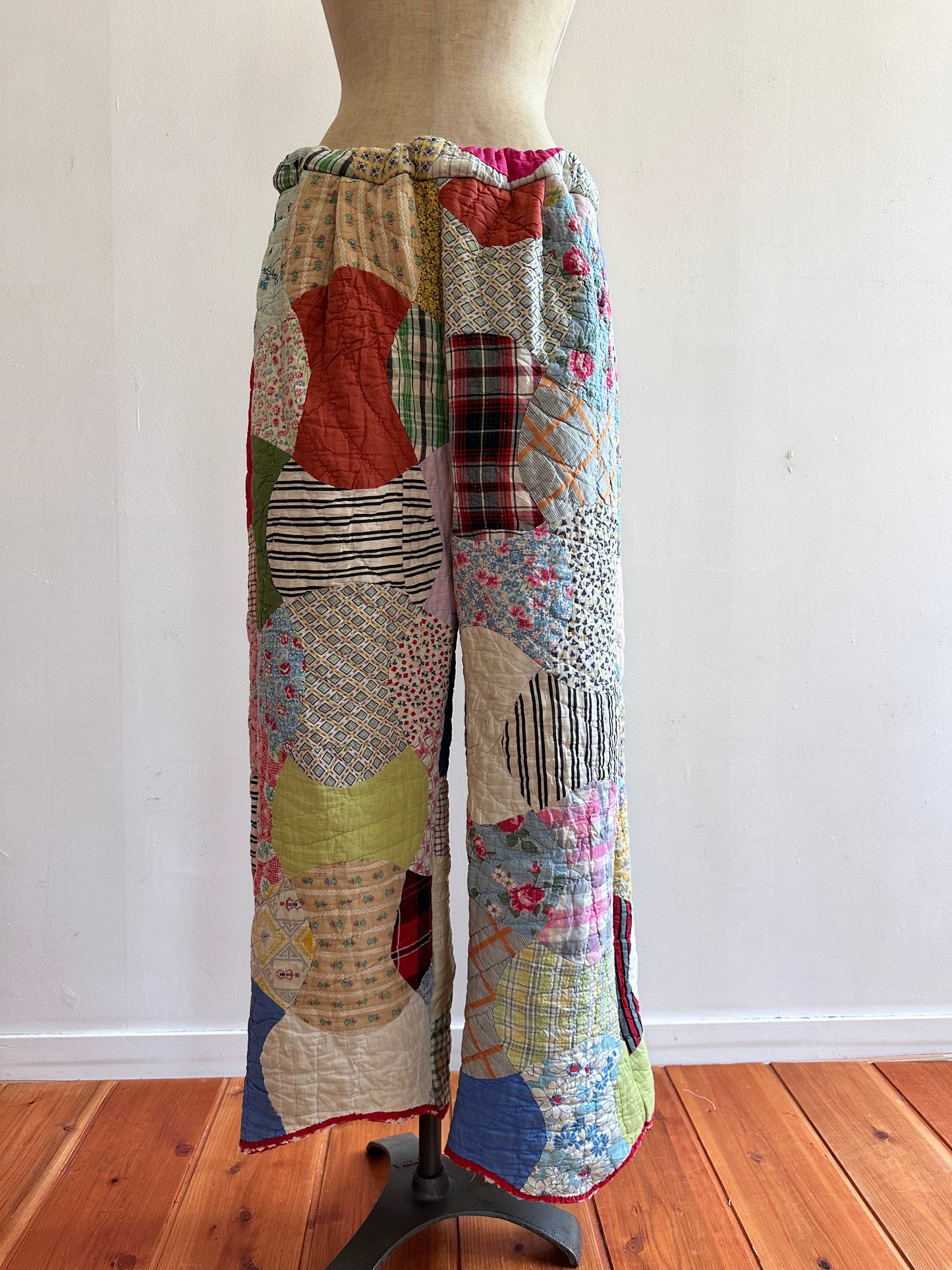 old quilt tuck wide pants