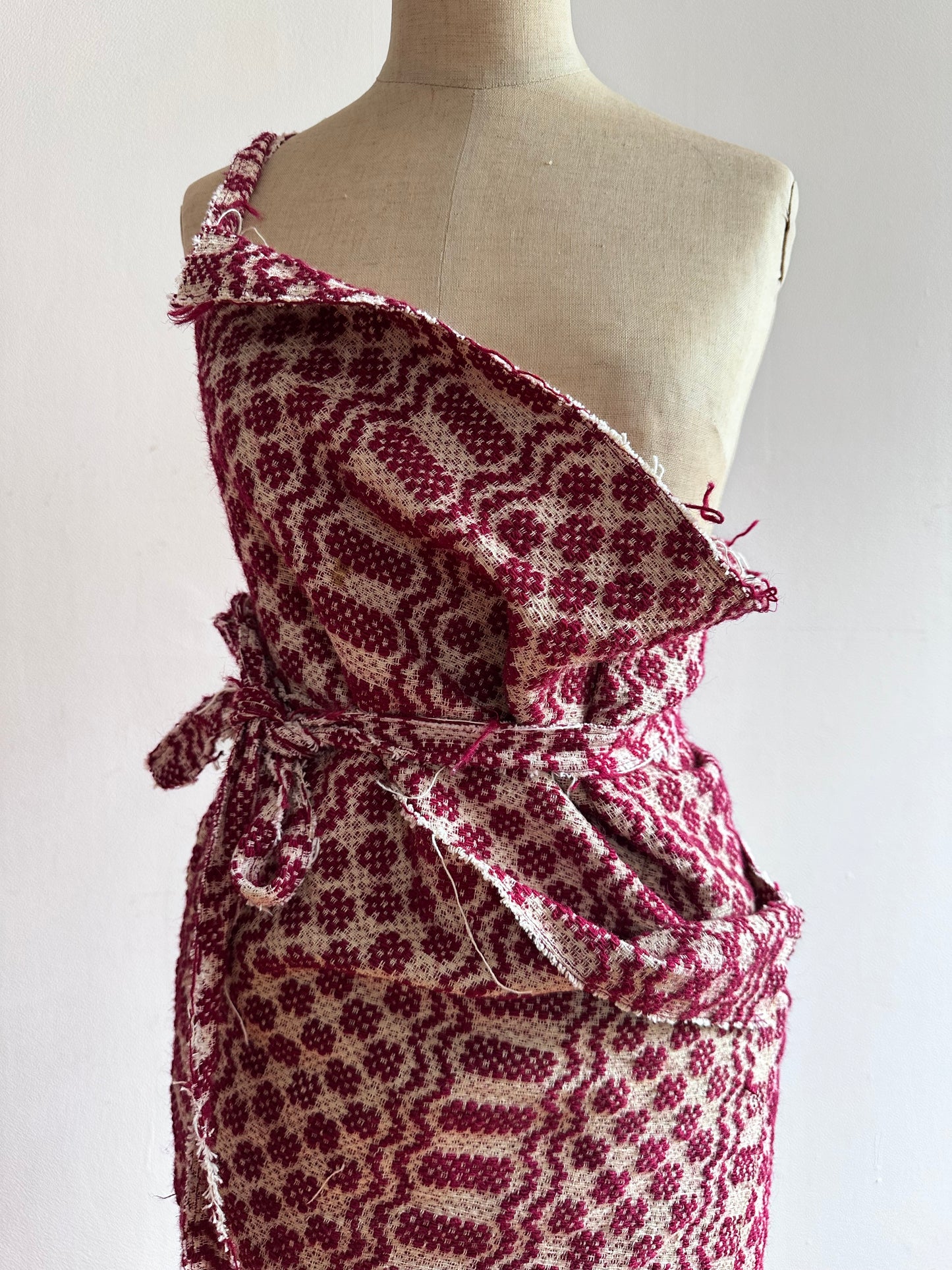 old coverlet wrap short skirt / bordeaux