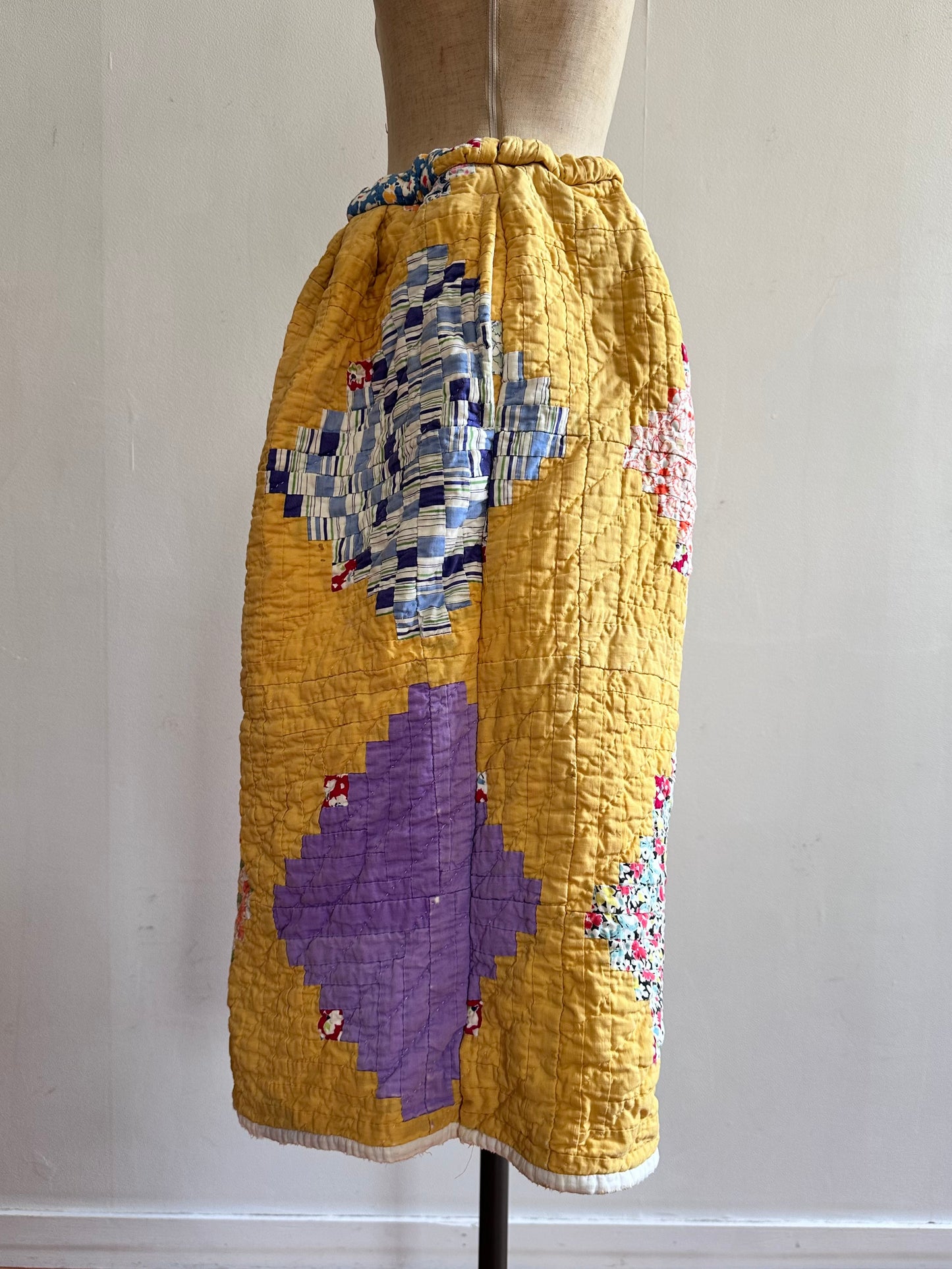 old quilt tuck short pants