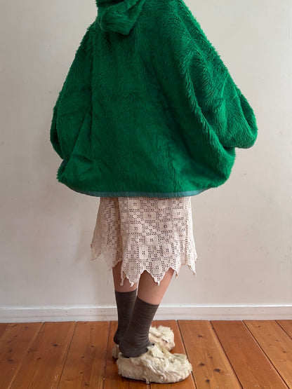 old crochet lace tuck short pants
