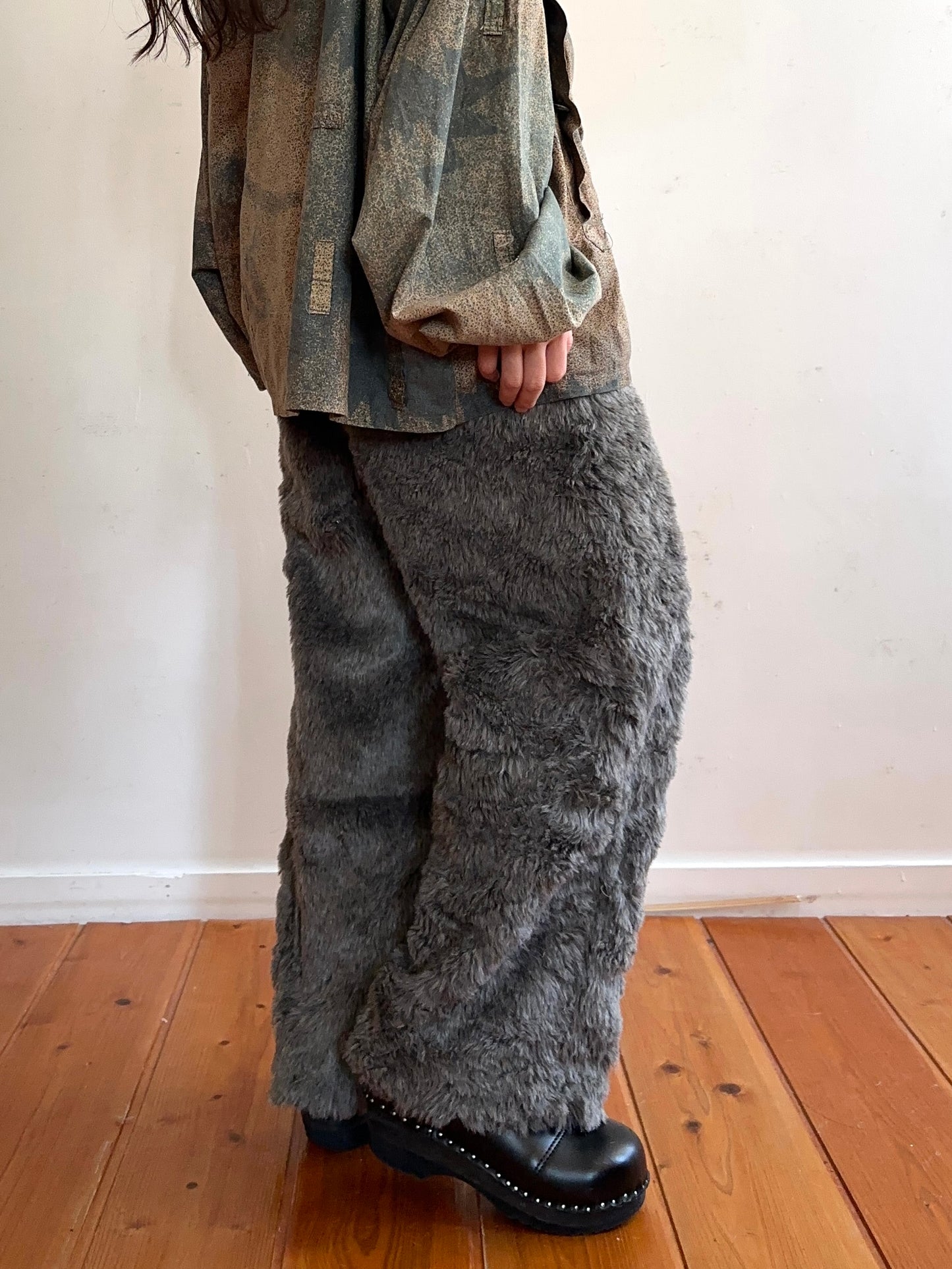old fur pants / koala