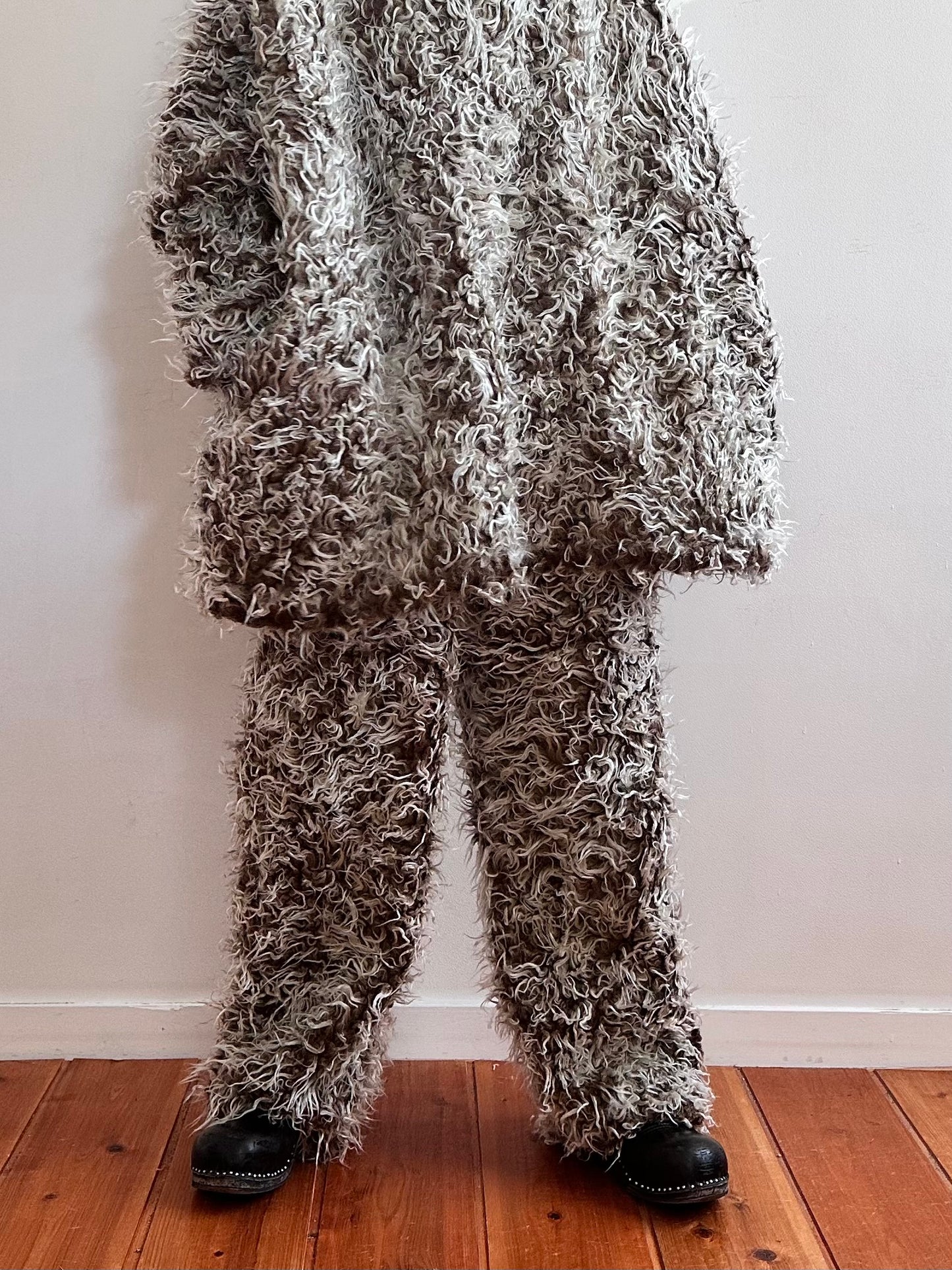 old fur pants/ brown×silver