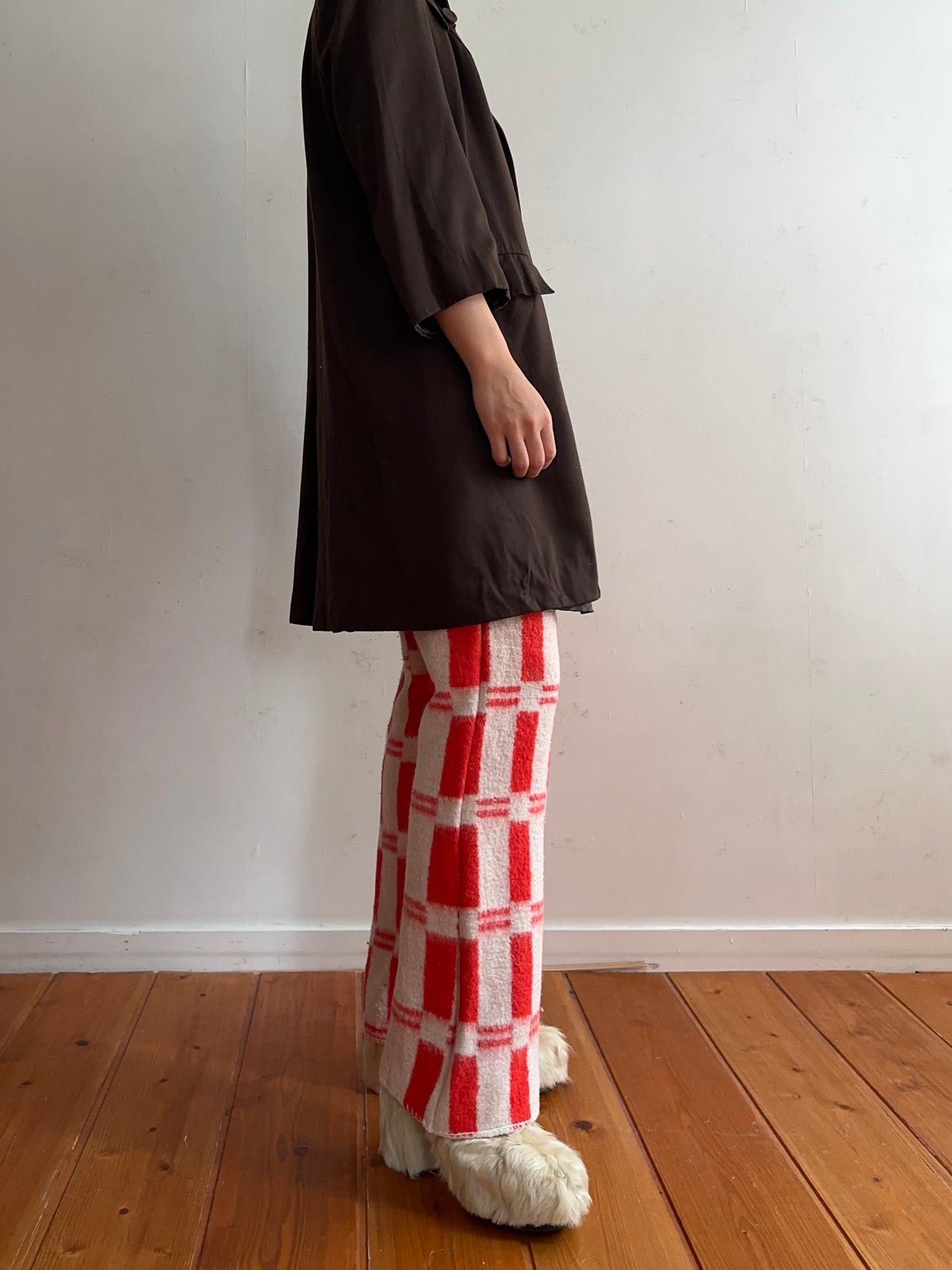 old blanket slim flare pants