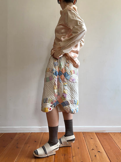 old quilt tuck short pants