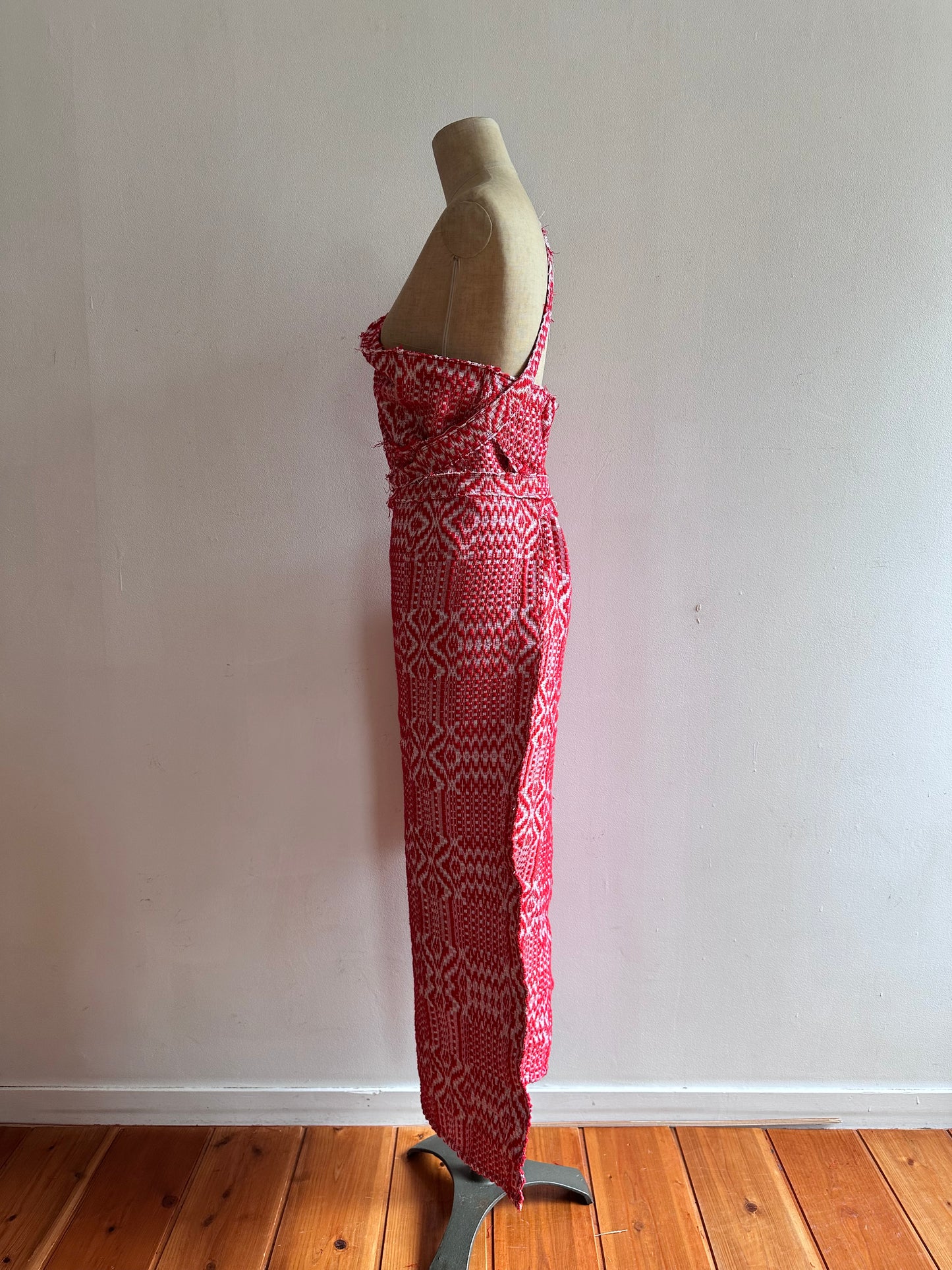 old coverlet wrap long skirt / red