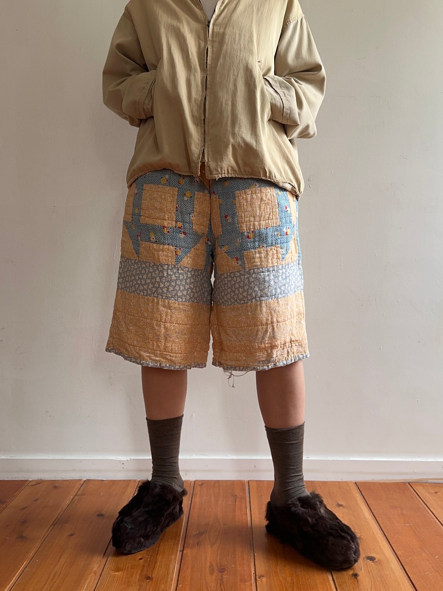 old quilt half pants
