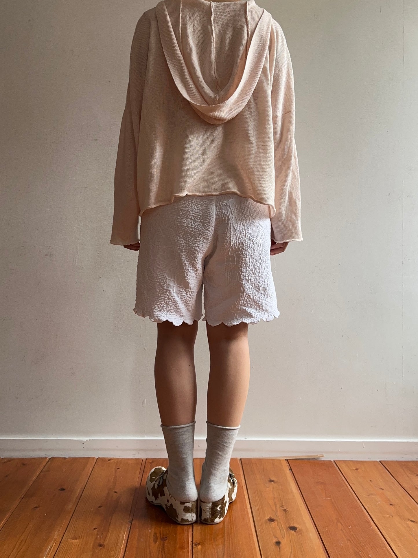 old fabric short pants