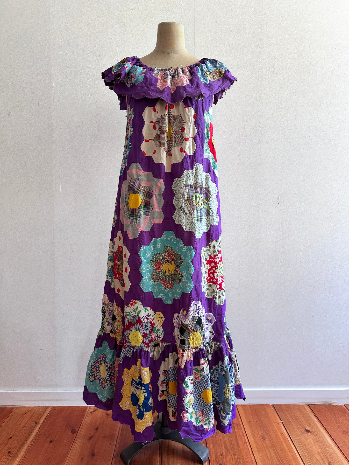 old quilt top frill dress /purple