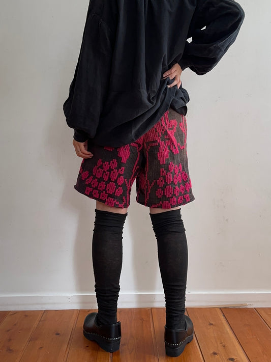 old coverlet short pants