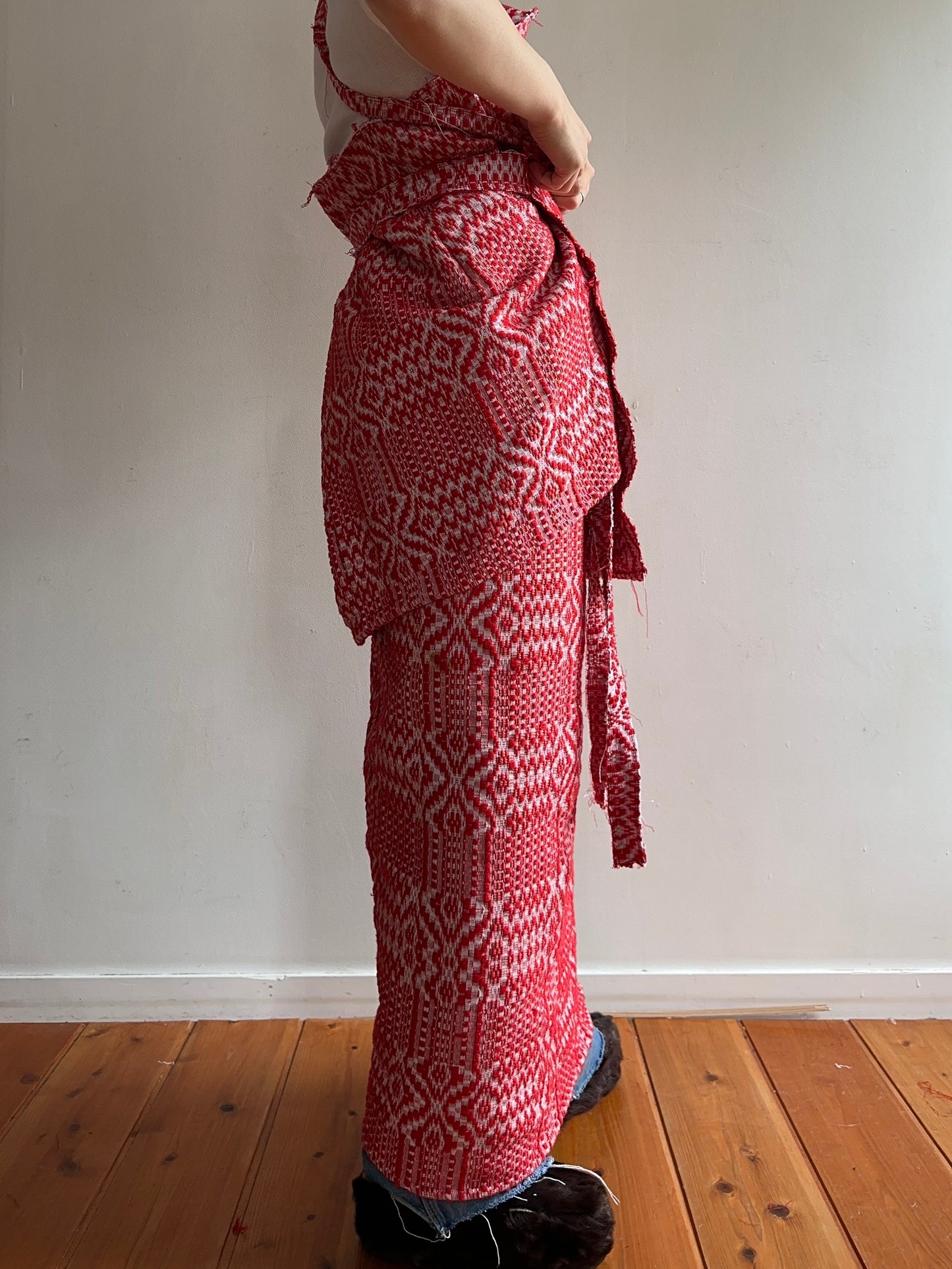 old coverlet wrap long skirt / red
