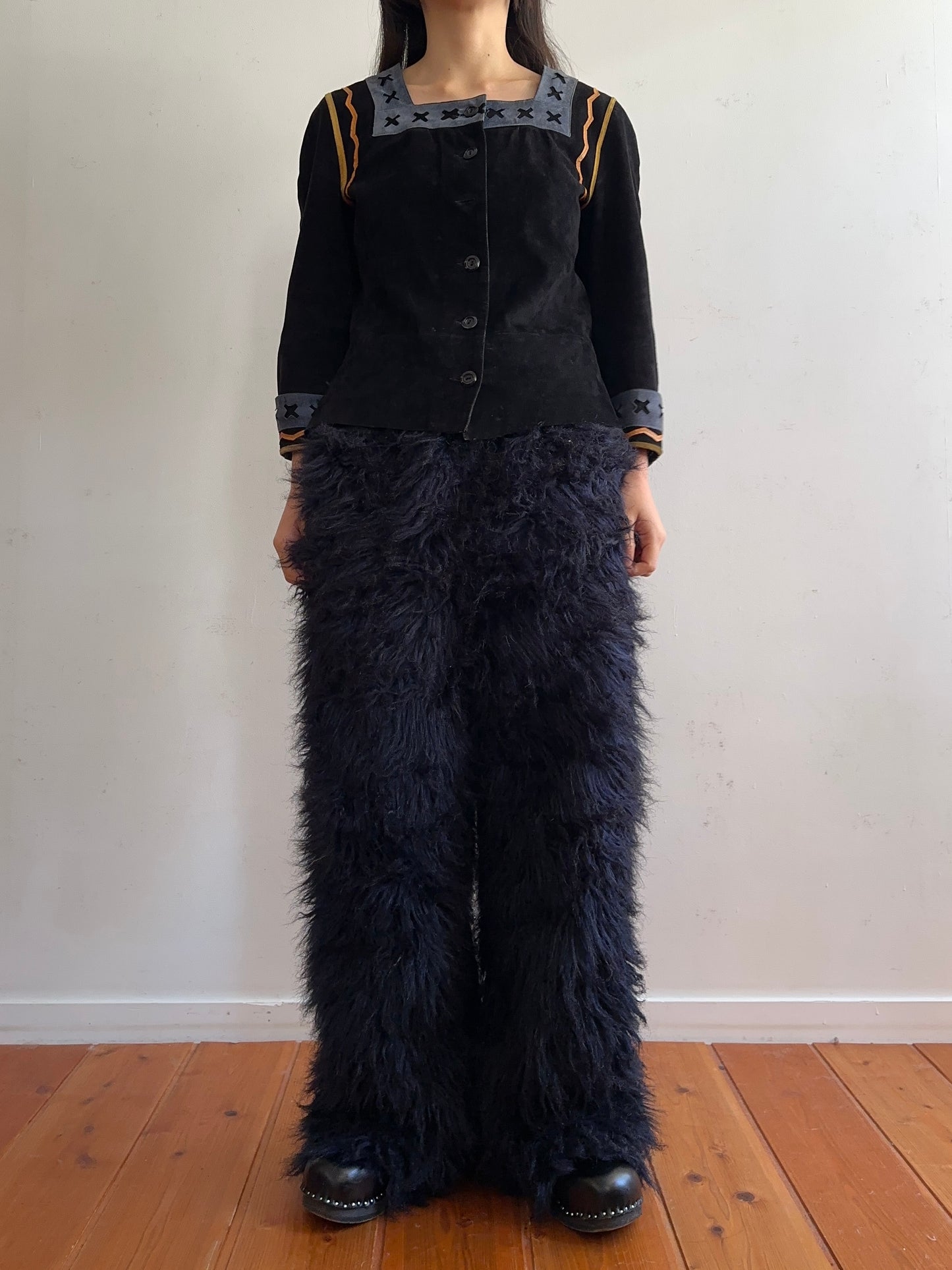 old fur pants / navy