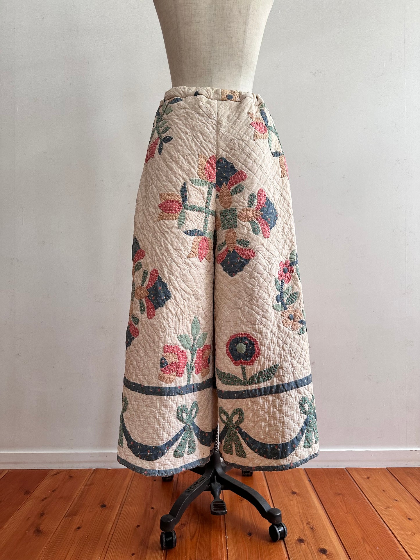 old quilt many tuck pants