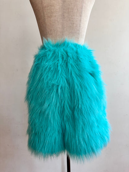 old fur short pants / turquoise