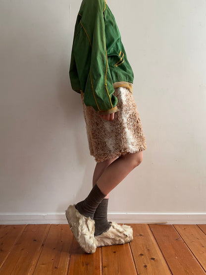 old fur short pants /gizmo