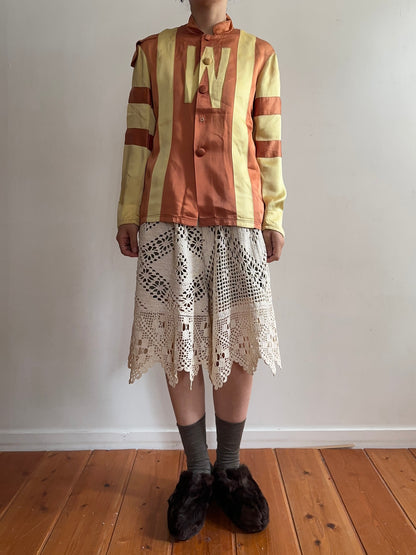 old crochet lace tuck short pants