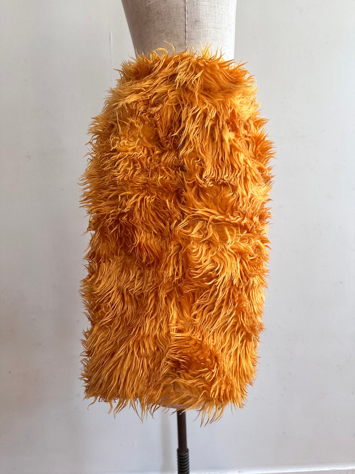 old fur short pants / marigold