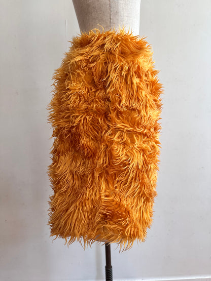 old fur short pants / marigold