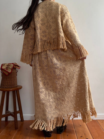 old lace gather skirt