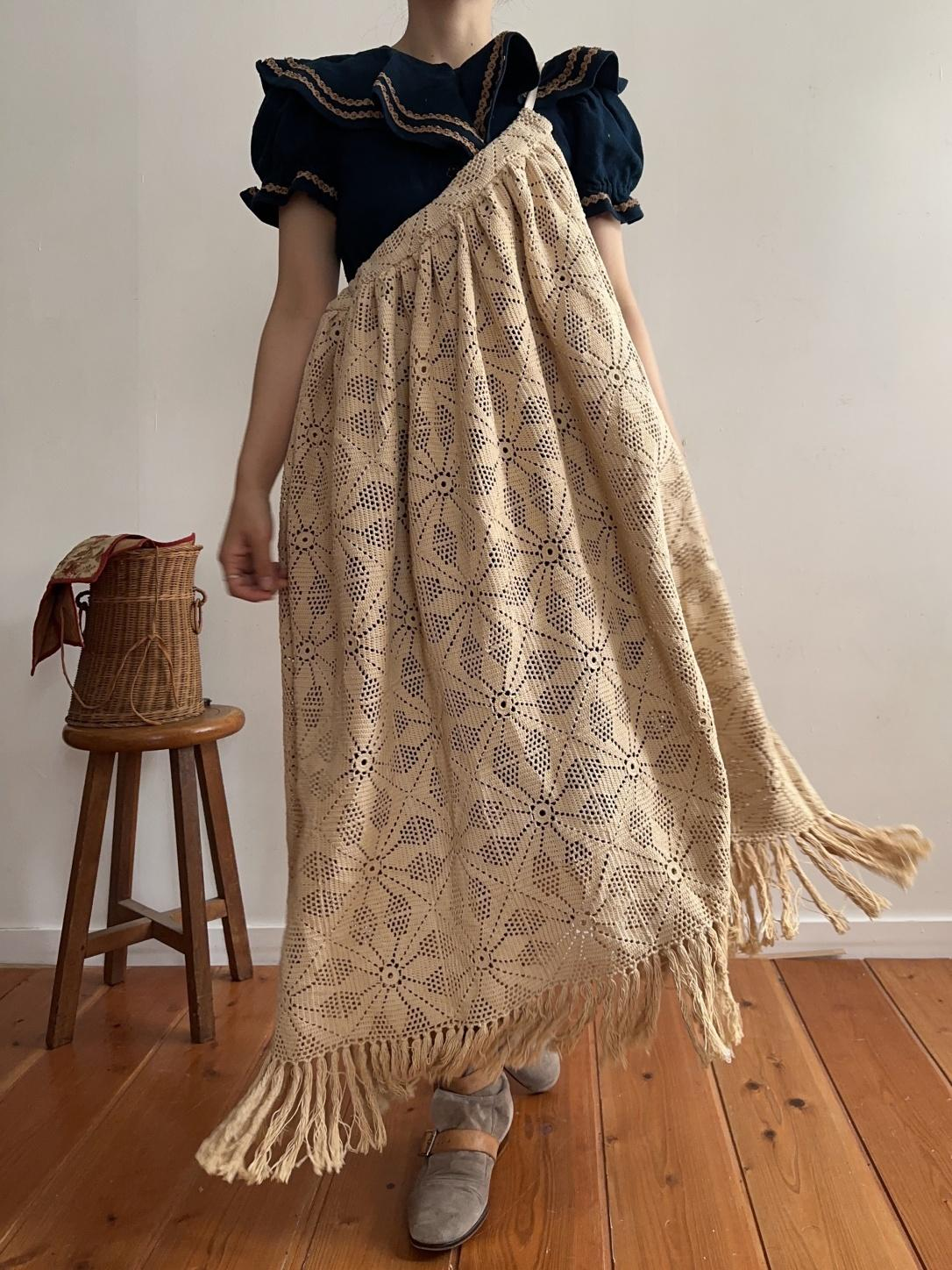 old lace gather skirt