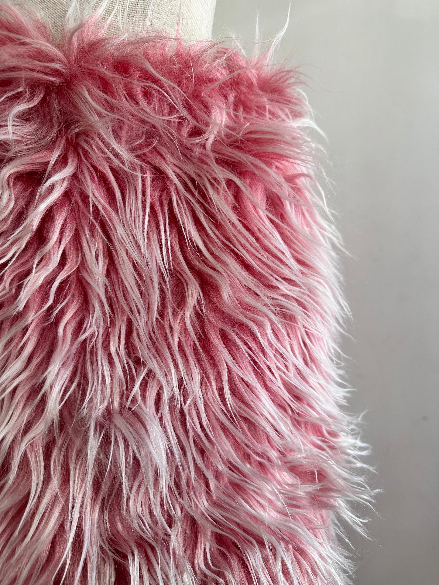 old fur pants / strawberry