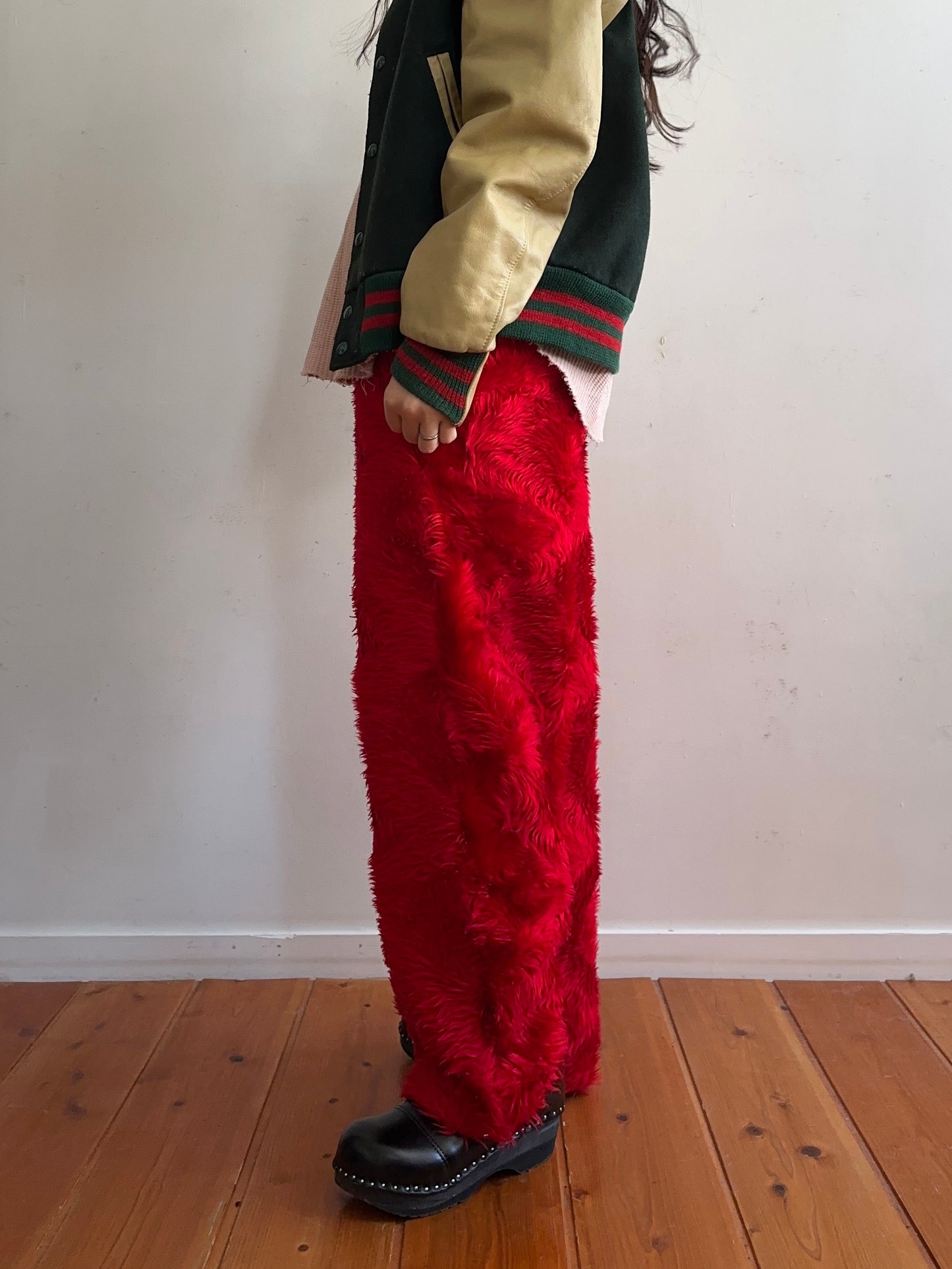 old fur pants /red