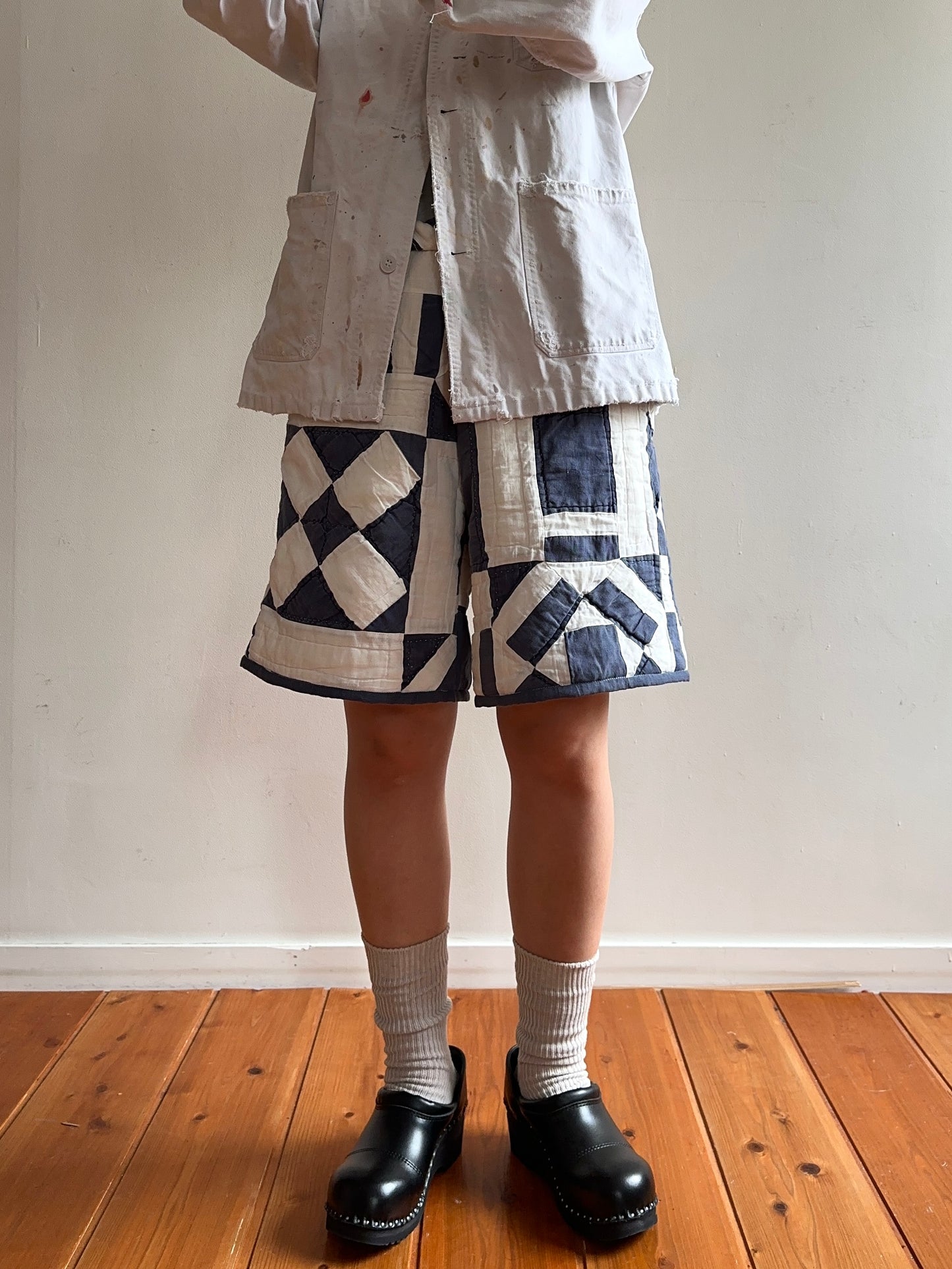 old quilt short pants