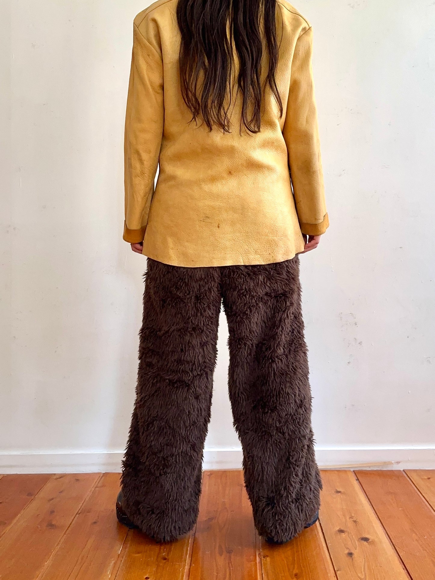 old fur pants / dark brown