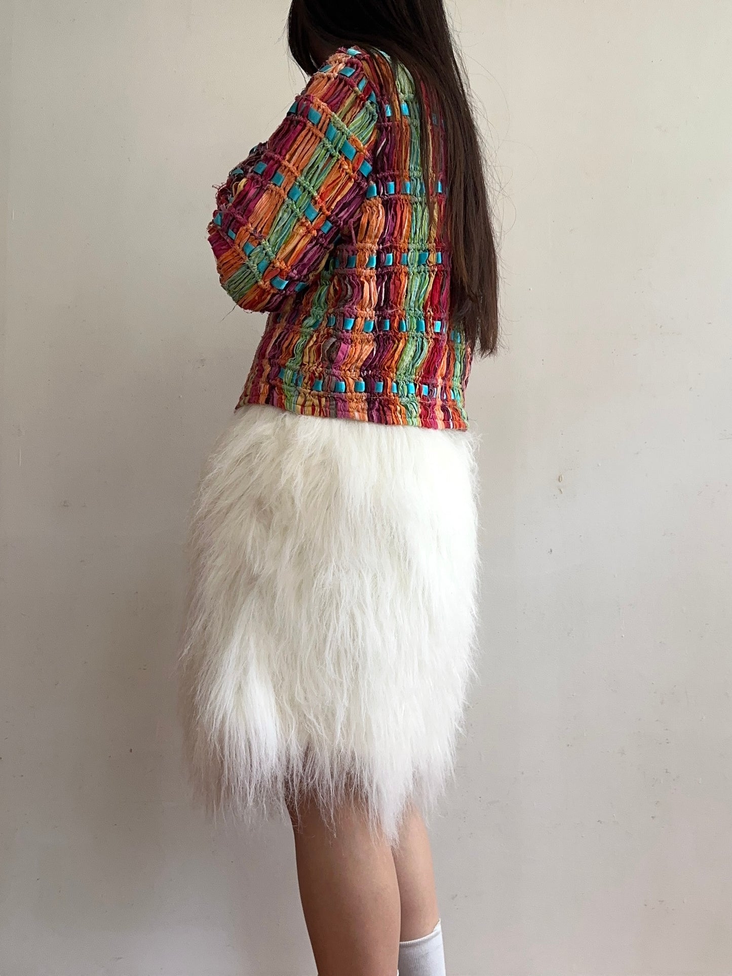 old fur short pants / white