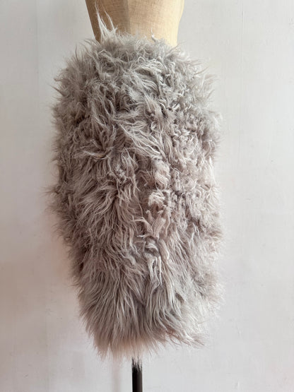 old fur short pants / silver