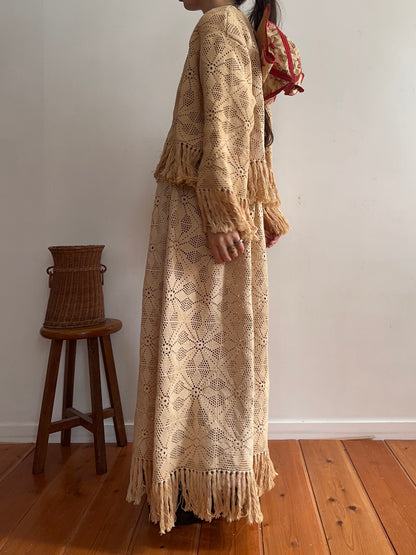 old lace gather skirt