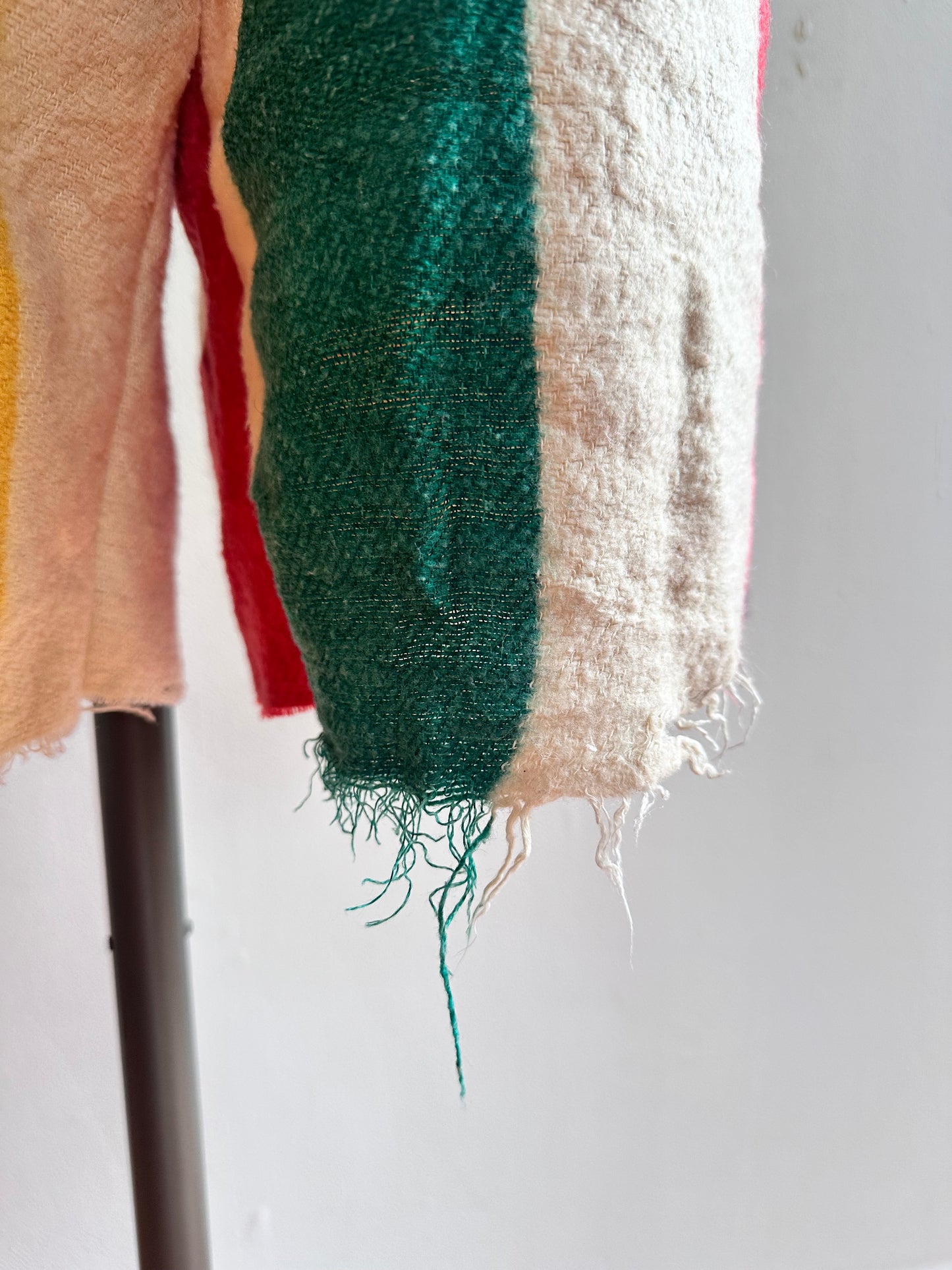 old blank short pants / stripe