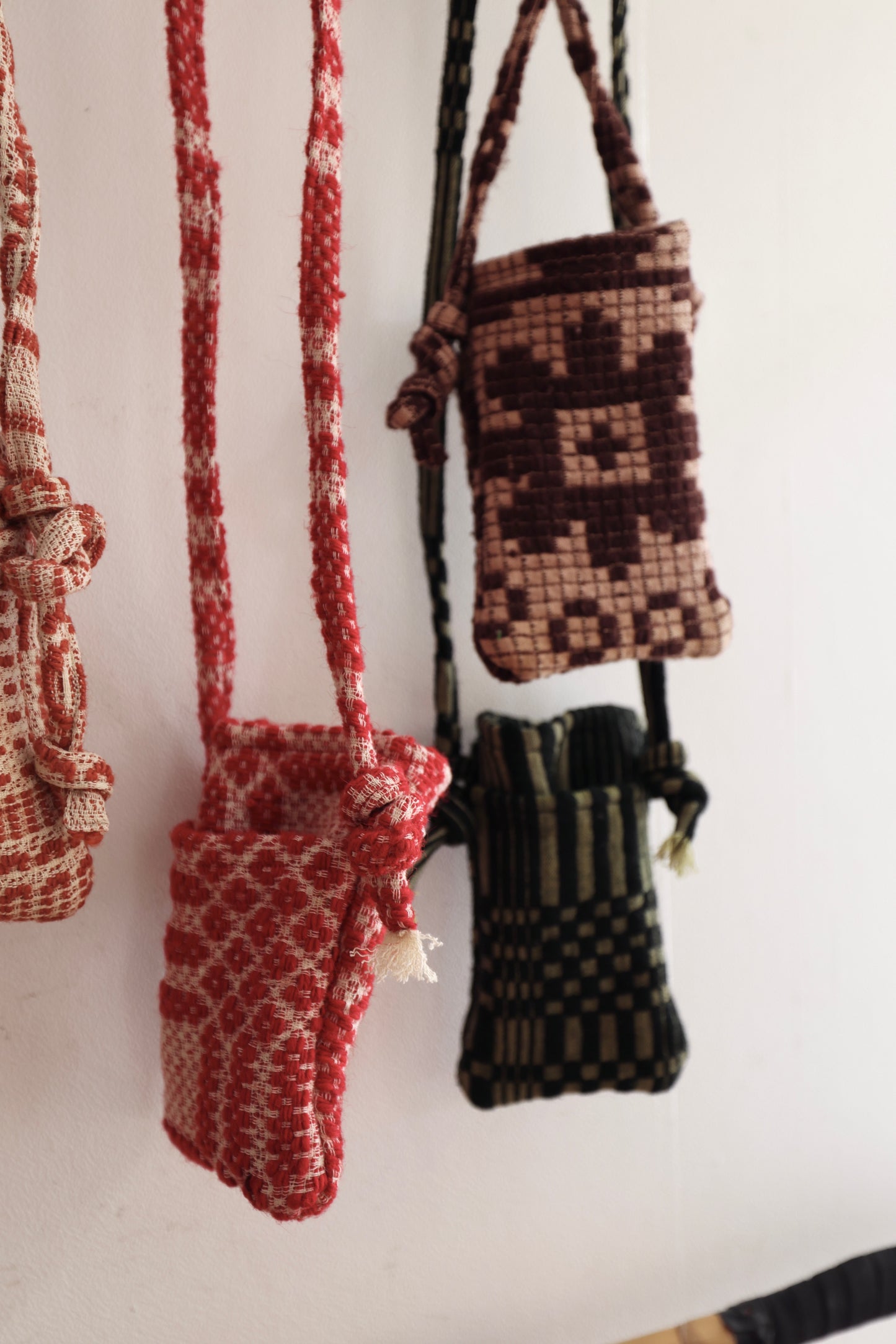 old coverlet shun-chan porch / red
