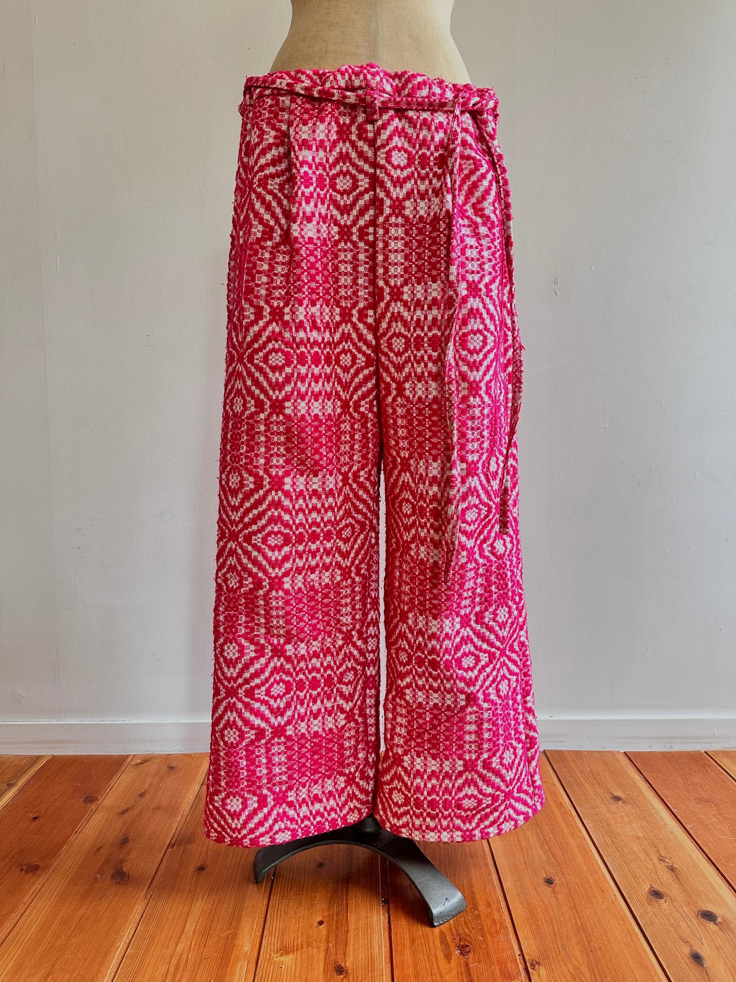 old coverlet tuck wide pants / pink × white
