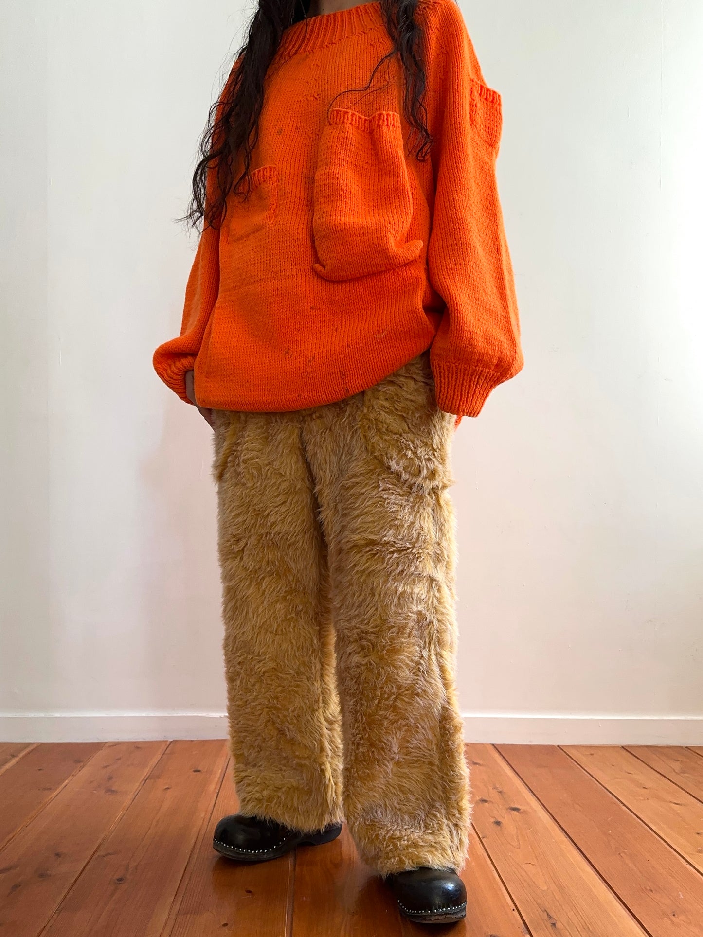 old fur pants / custard