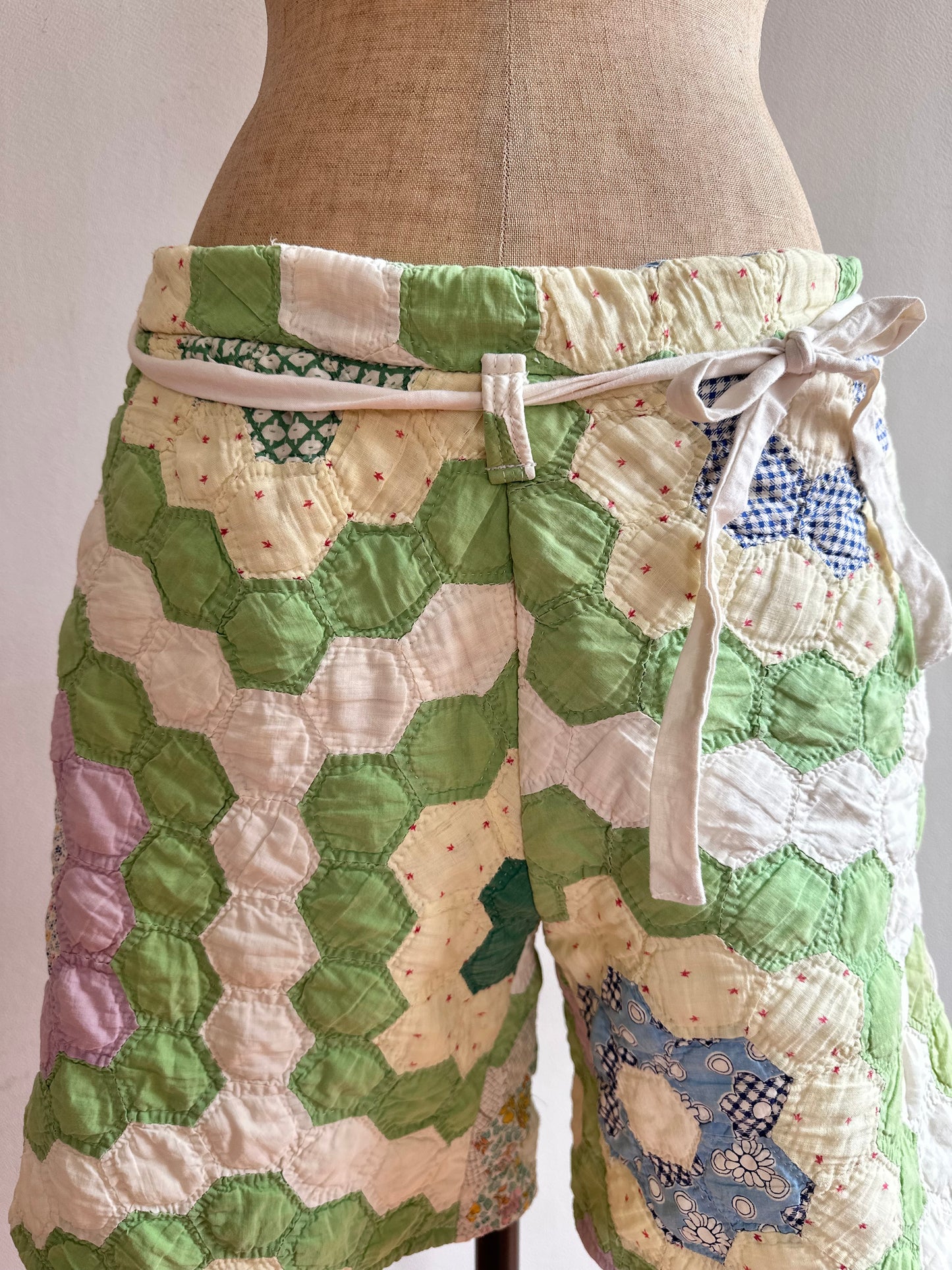 old quilt short pants