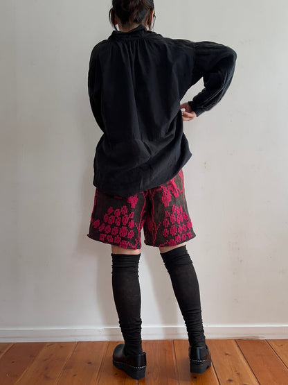 old coverlet short pants