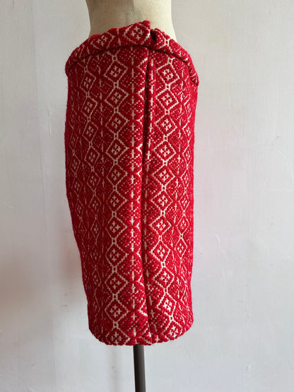 old coverlet short pants / red