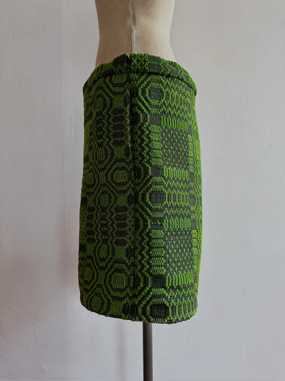 old coverlet short pants / green