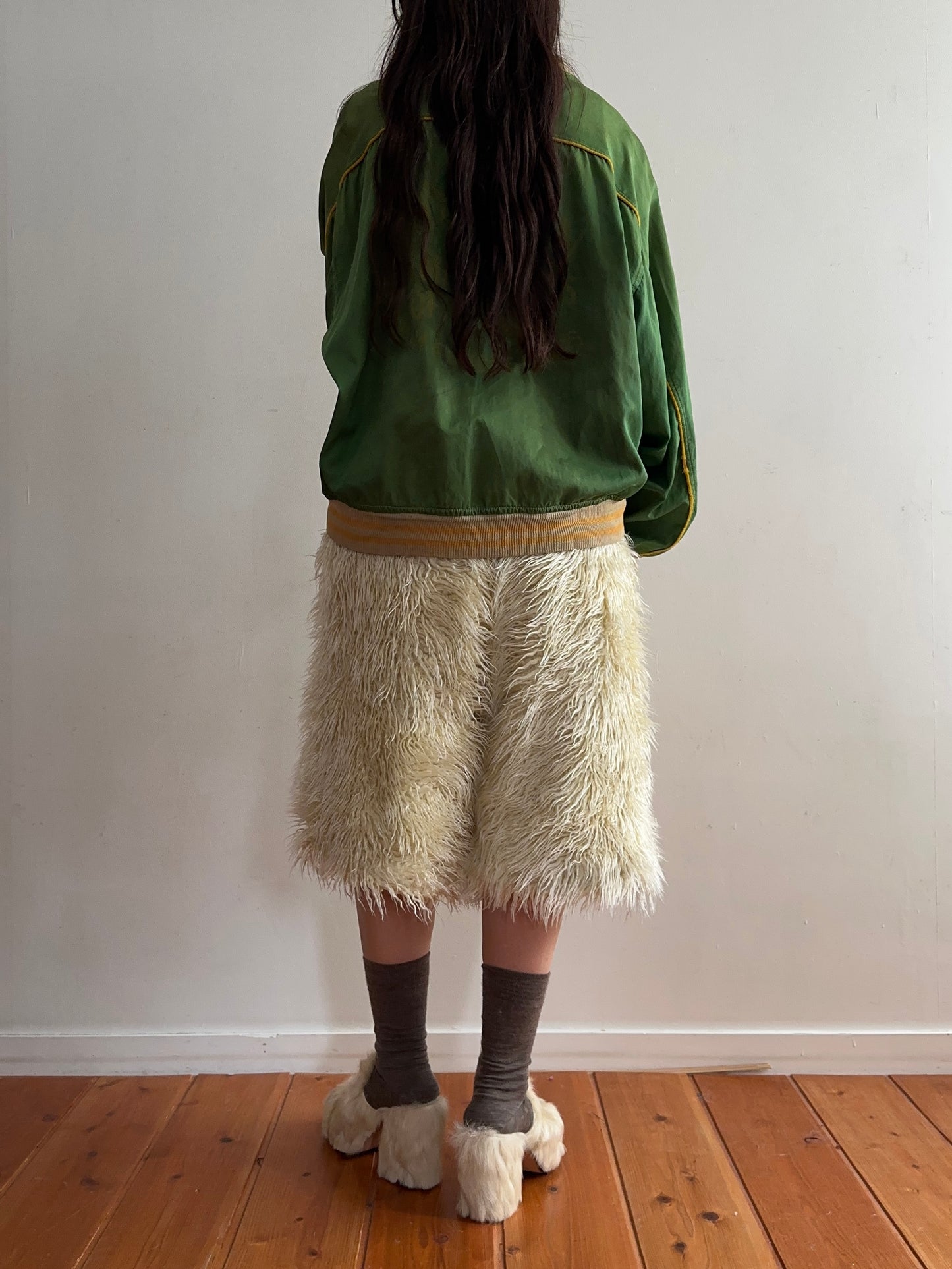 old fur half pants / polar bear