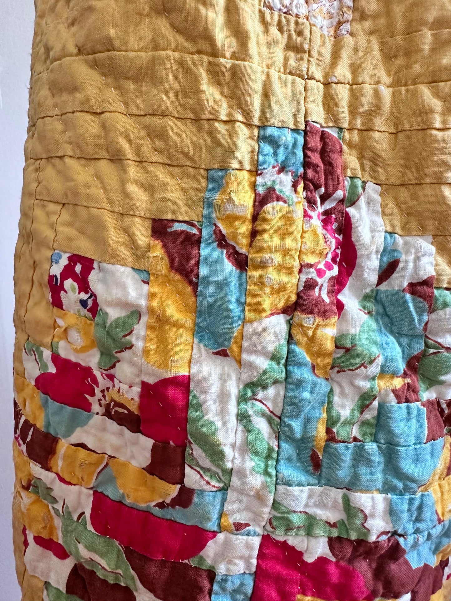 old quilt tuck short pants