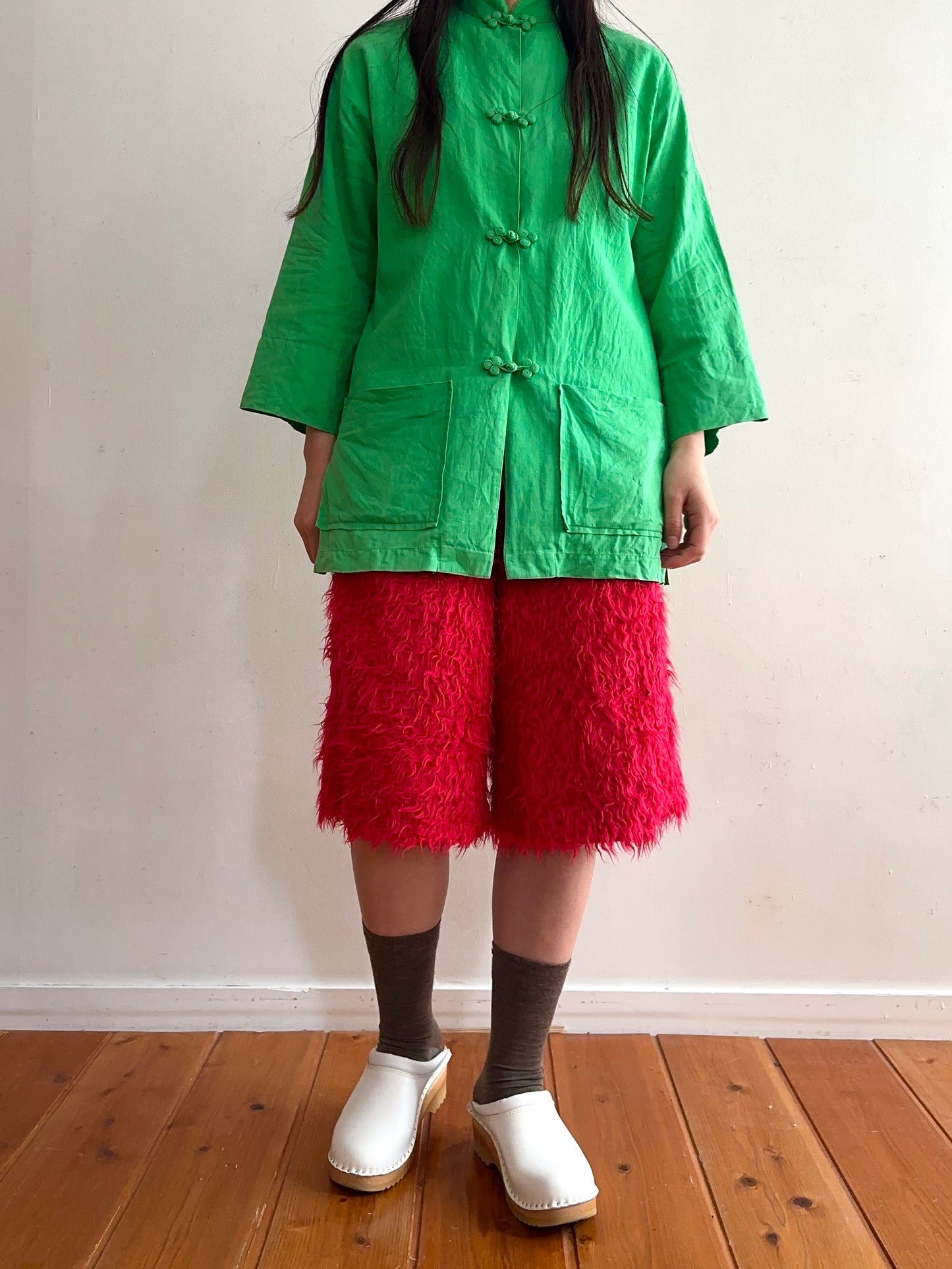 old fur half pants / neon pink