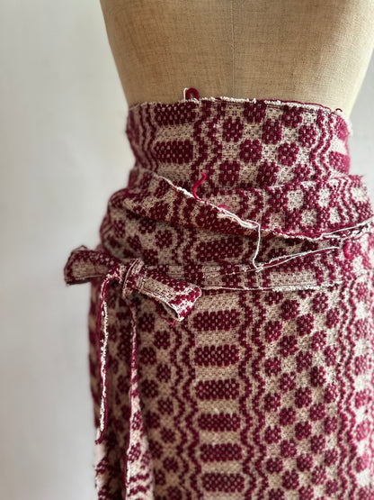 old coverlet wrap long skirt / bordeaux