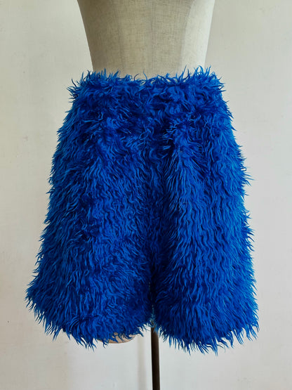 old fur short pants / blue